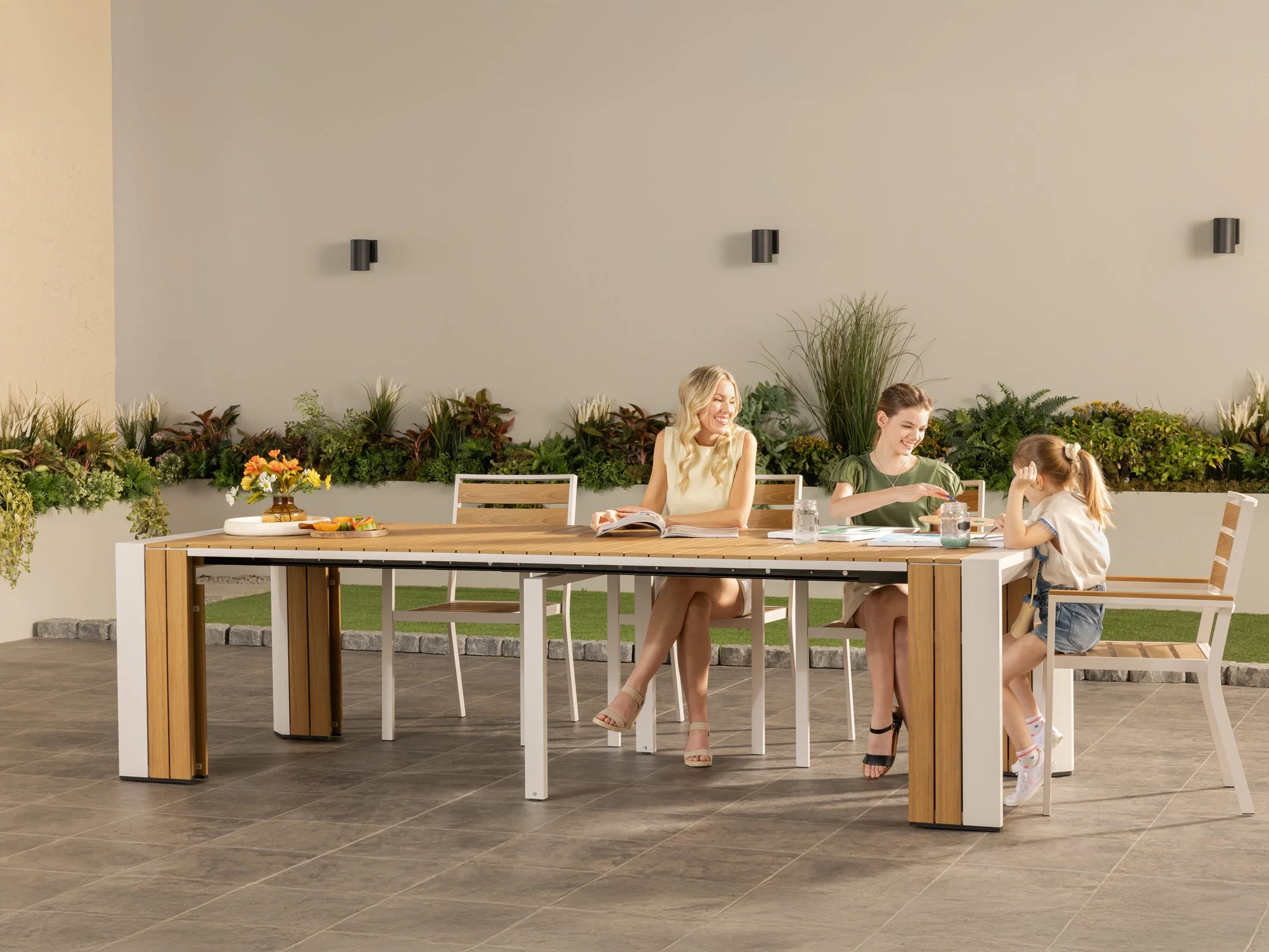 Transformer Outdoor Dining Set - The Family (Copy) - For Testing